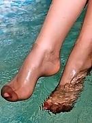 feet 